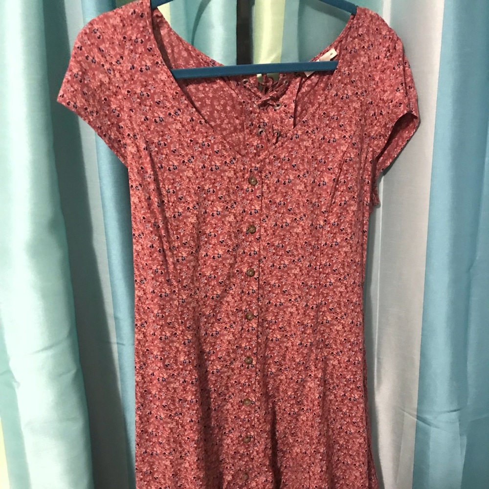 American Eagle floral pink dress back cut out